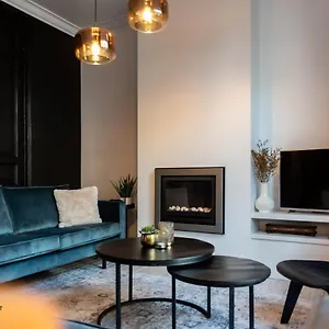  Appartement Beautiful Spacious In A Newly Renovated Old Townhouse België